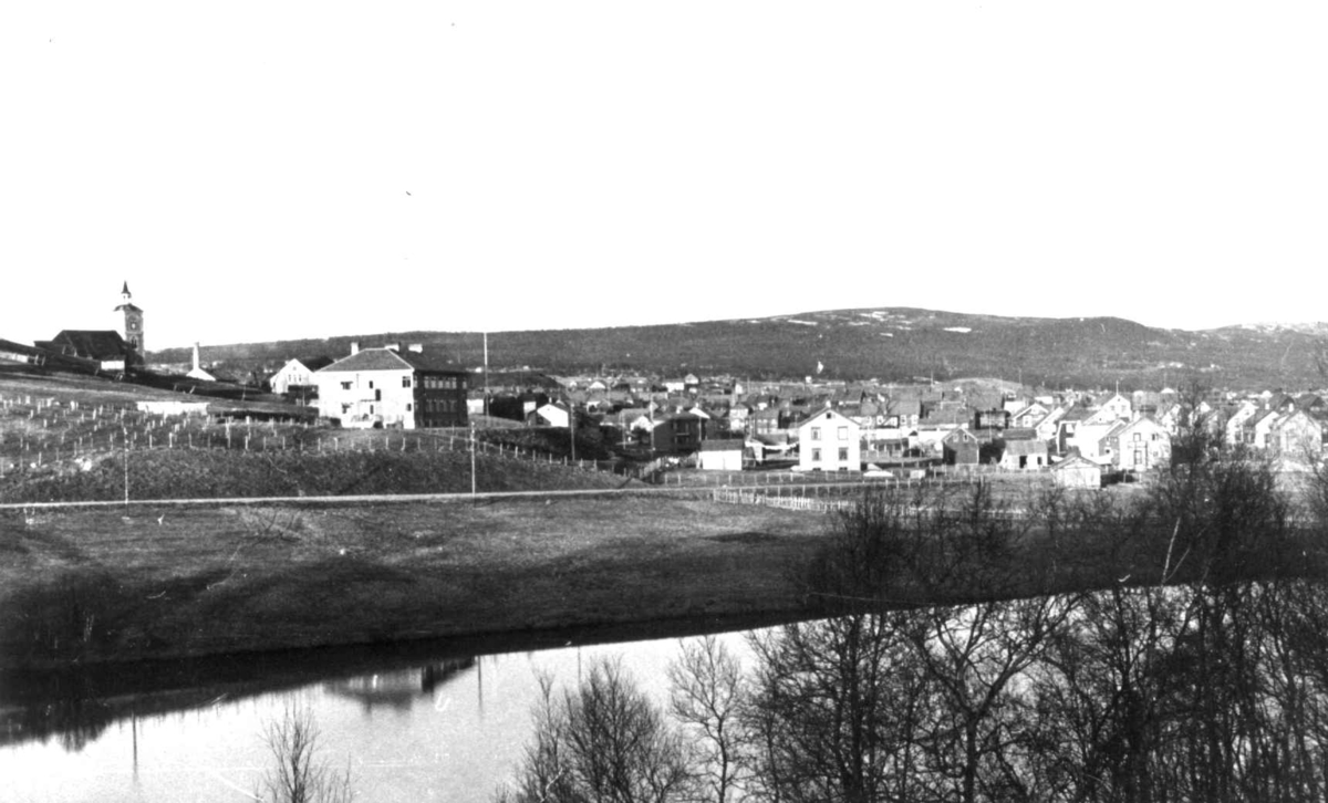 Oversiktsbilde over Røros med bebyggelse, 1939. 