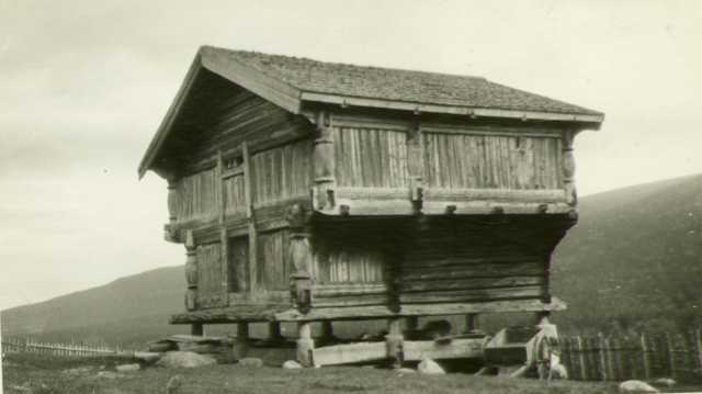 Loft, Tandberg, Nord, Uvdal, Nore og Uvdal, Buskerud. Fotografert 1926.