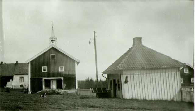 Portstue og bur, Sjurderud, Våler, Hedmark. 