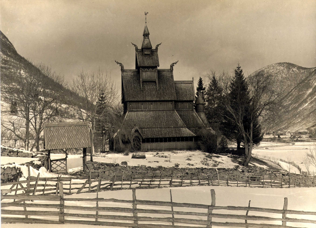 Hopperstad stavkirke, Vik, Sogn og Fjordane.
