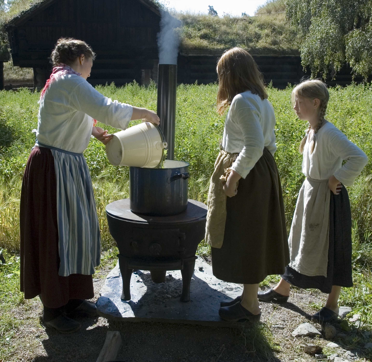 Levendegjøring på museum.
Ferieskolen uke 31 i 2006. Norsk Folkemuseum, Bygdøy.