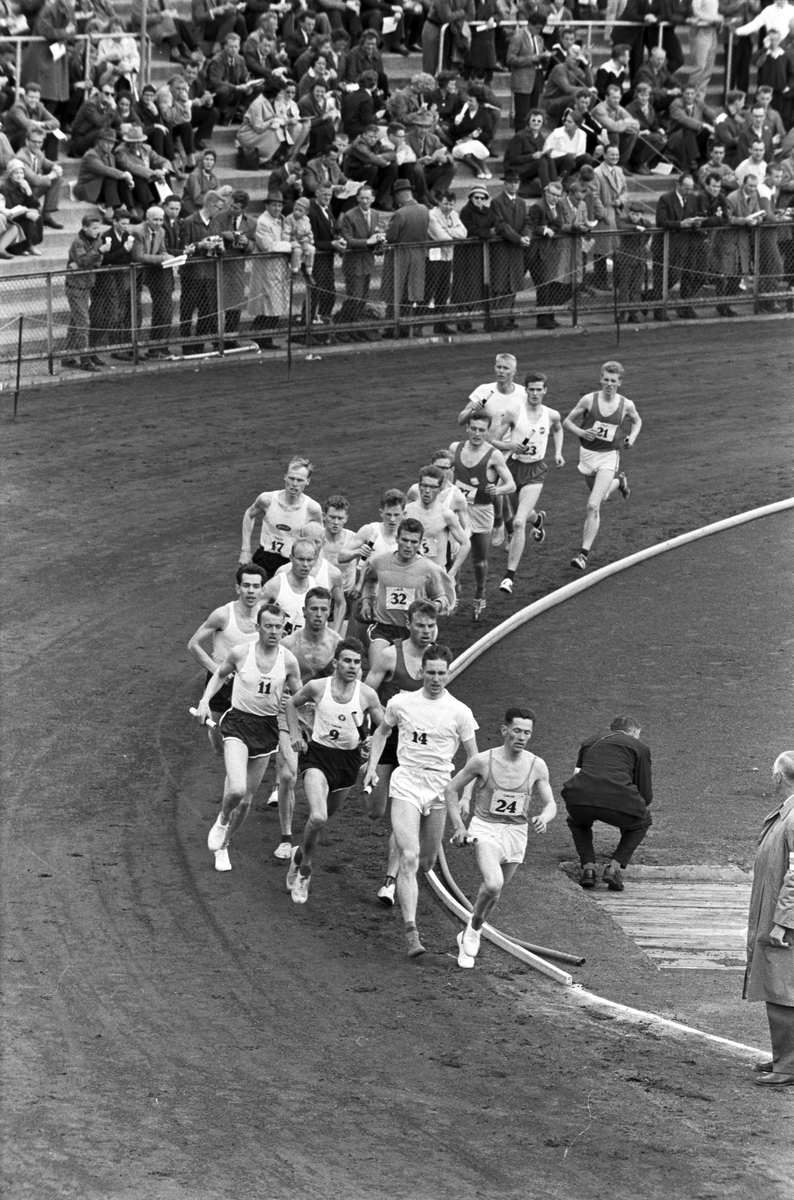 Serie.Sport.Holmenkollstafetten.
Fotografert 1961.
