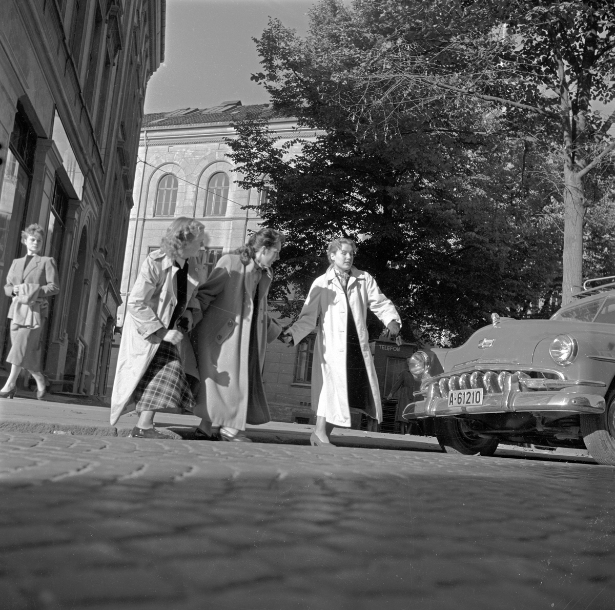 Fotoserie med biler og trafikk i Oslo og på Mosseveien.