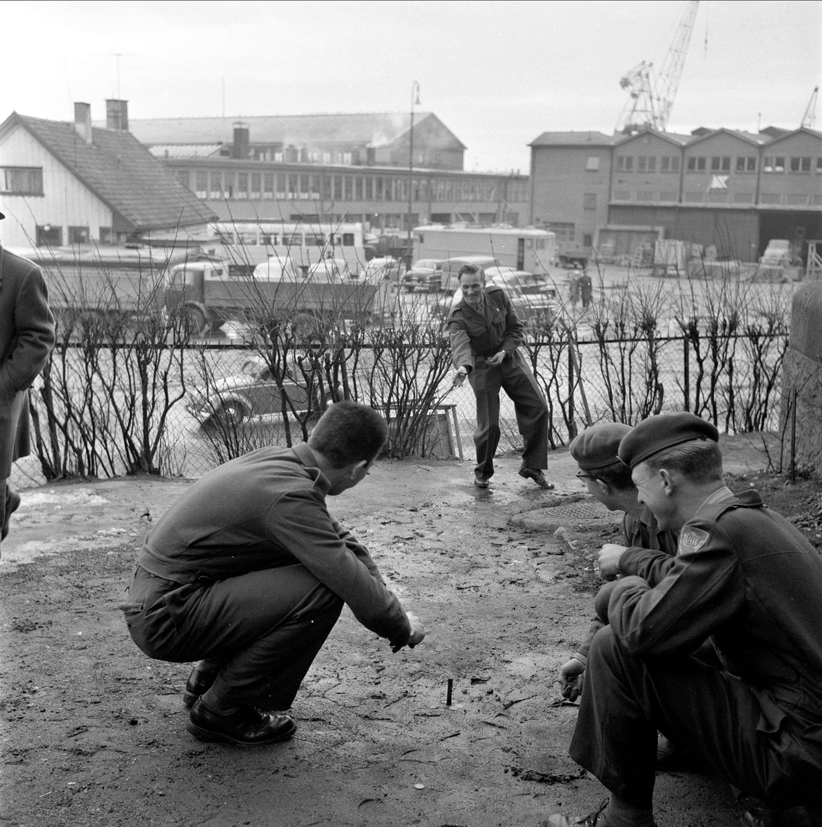 Vårtegn  i byen, det spirer, Oslo,  februar, 1959.