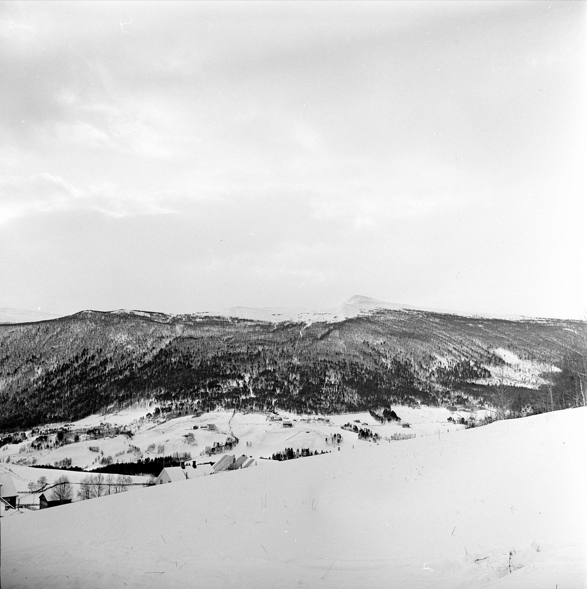 Dombås, Dovre, 22.01.1963. Utsiktsbilde.