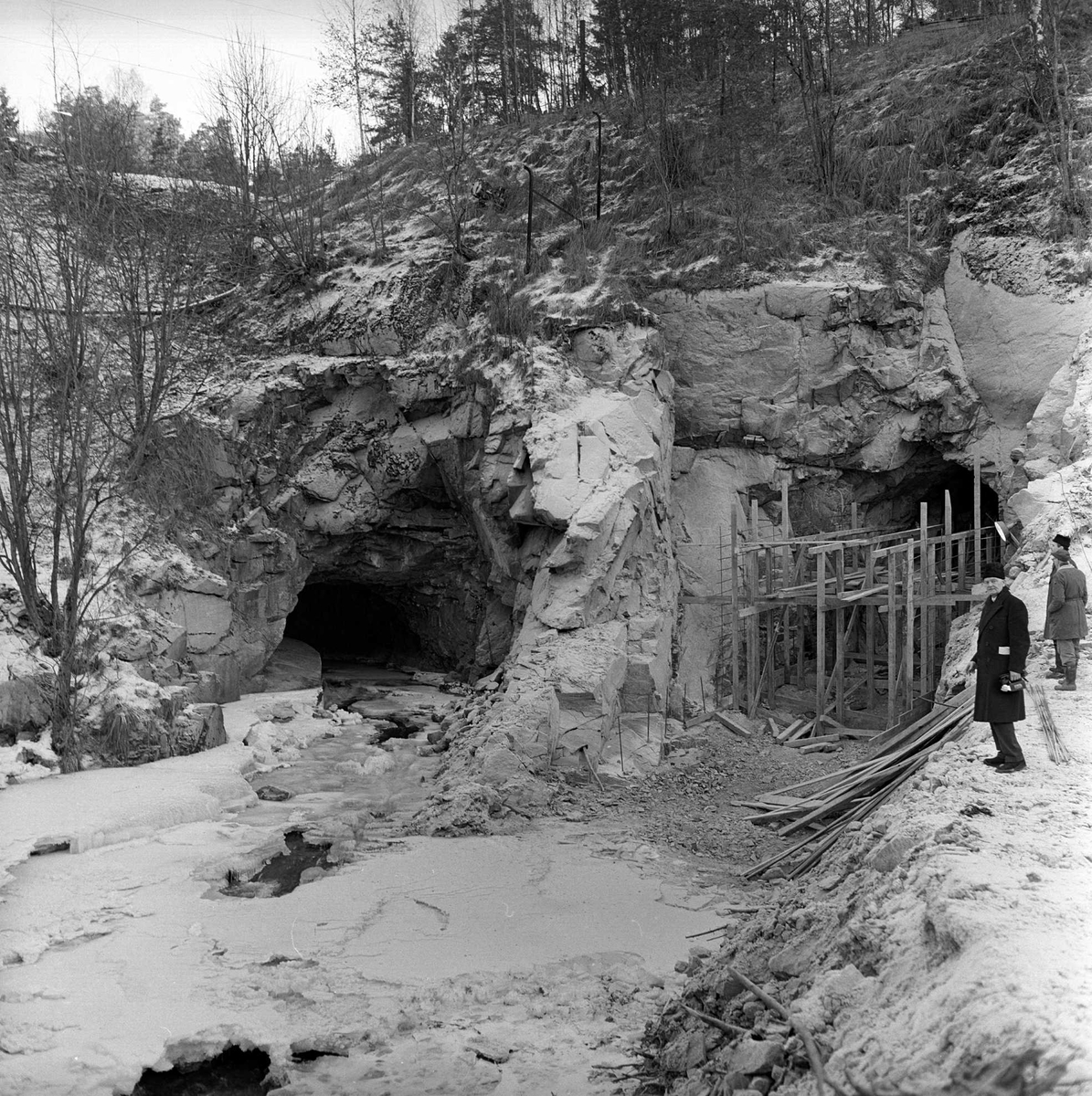 Bekkelaget, Oslo, januar 1964. Renseanlegg. 