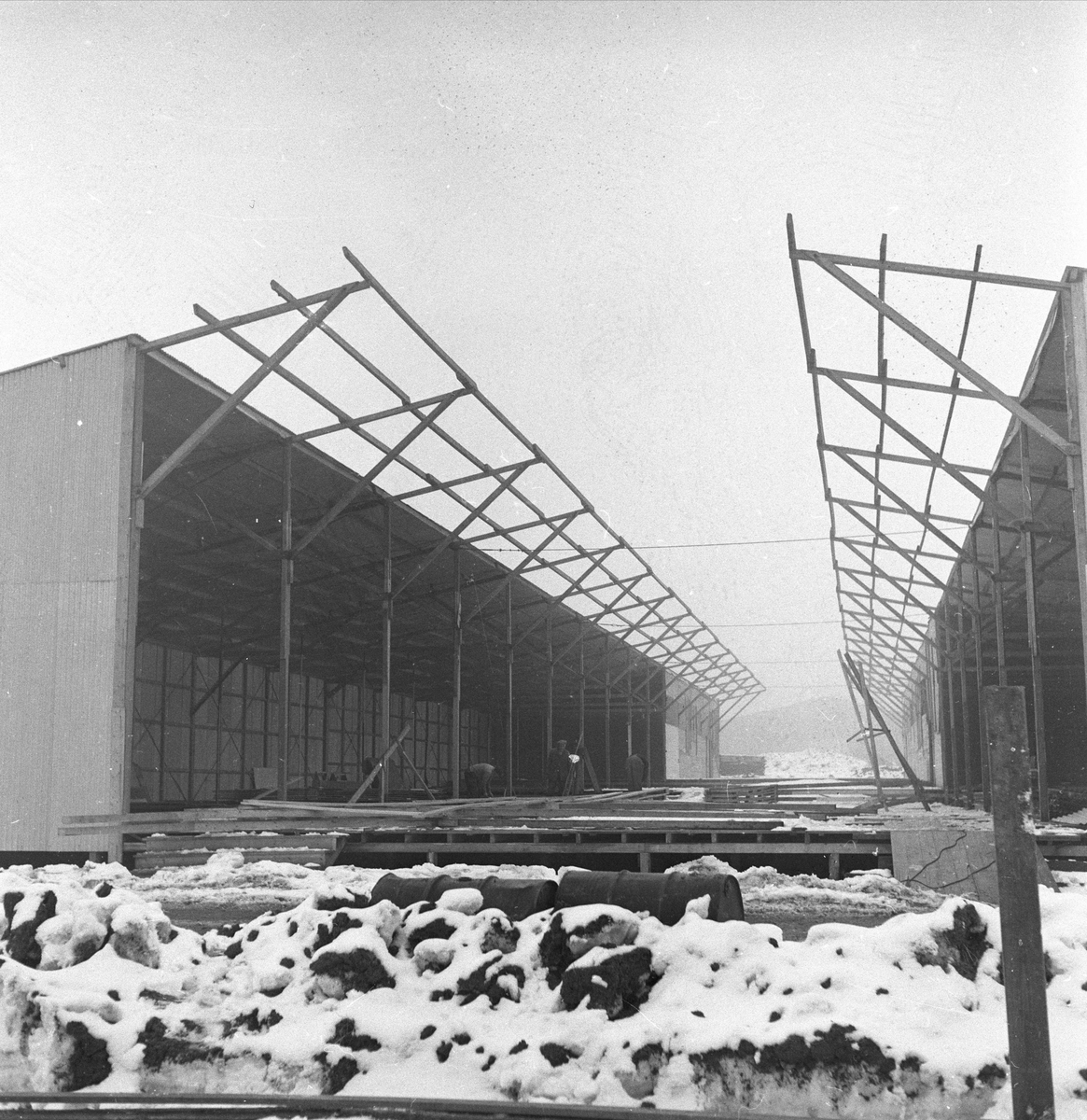 Ekeberg, Oslo, mars1959, landbruksutstilling, under montering og oppbygging.