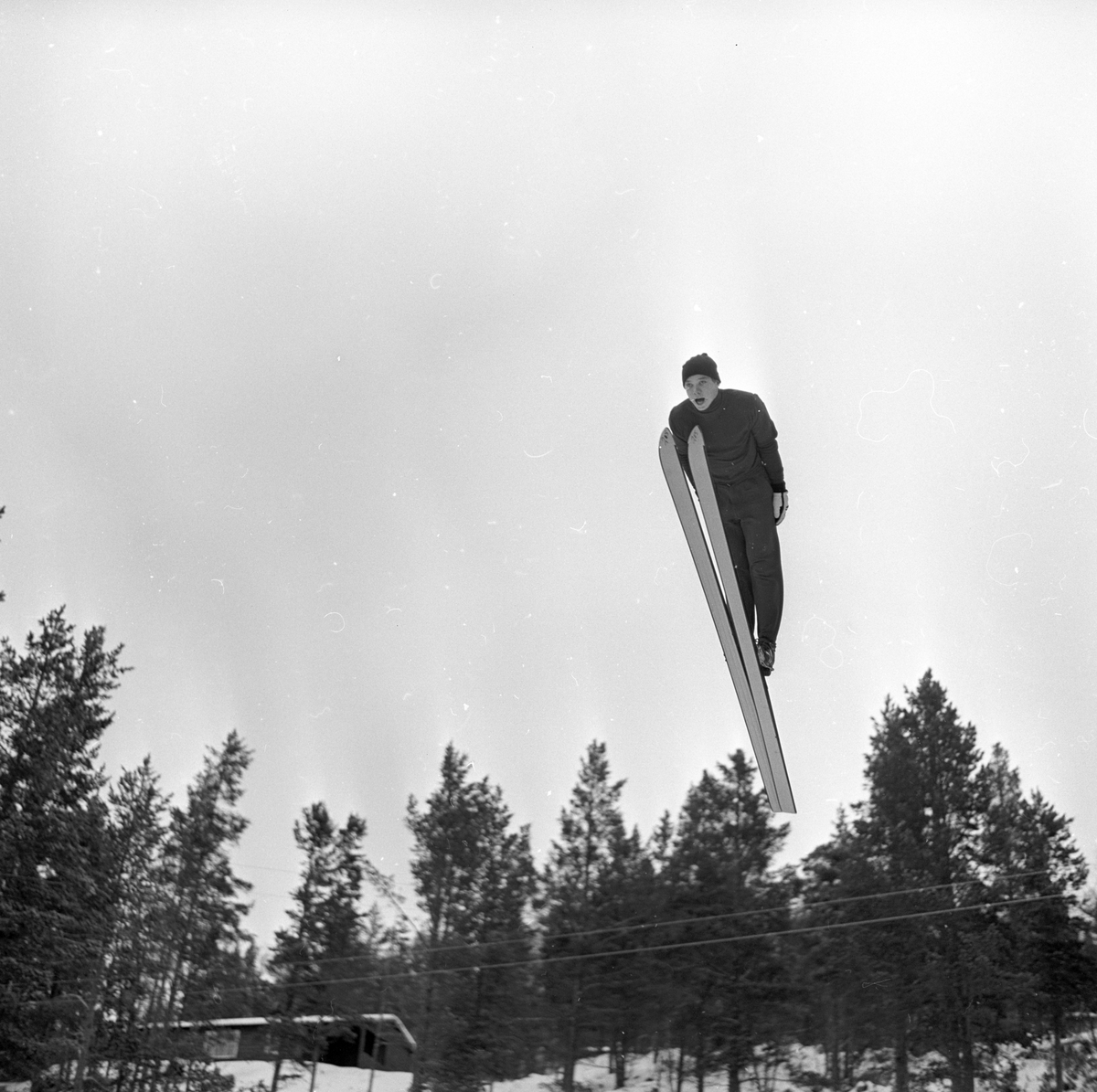Hedmark, Tynset, Savalen, 15.04.1964, hopperne trener.