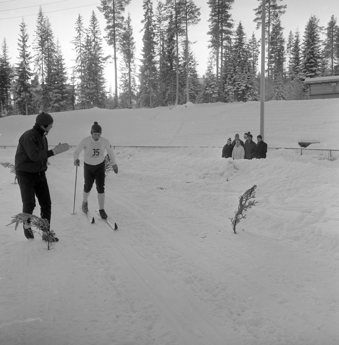 Vestre Toten, Raufoss, desember 1964, Raufoss-stafetten.