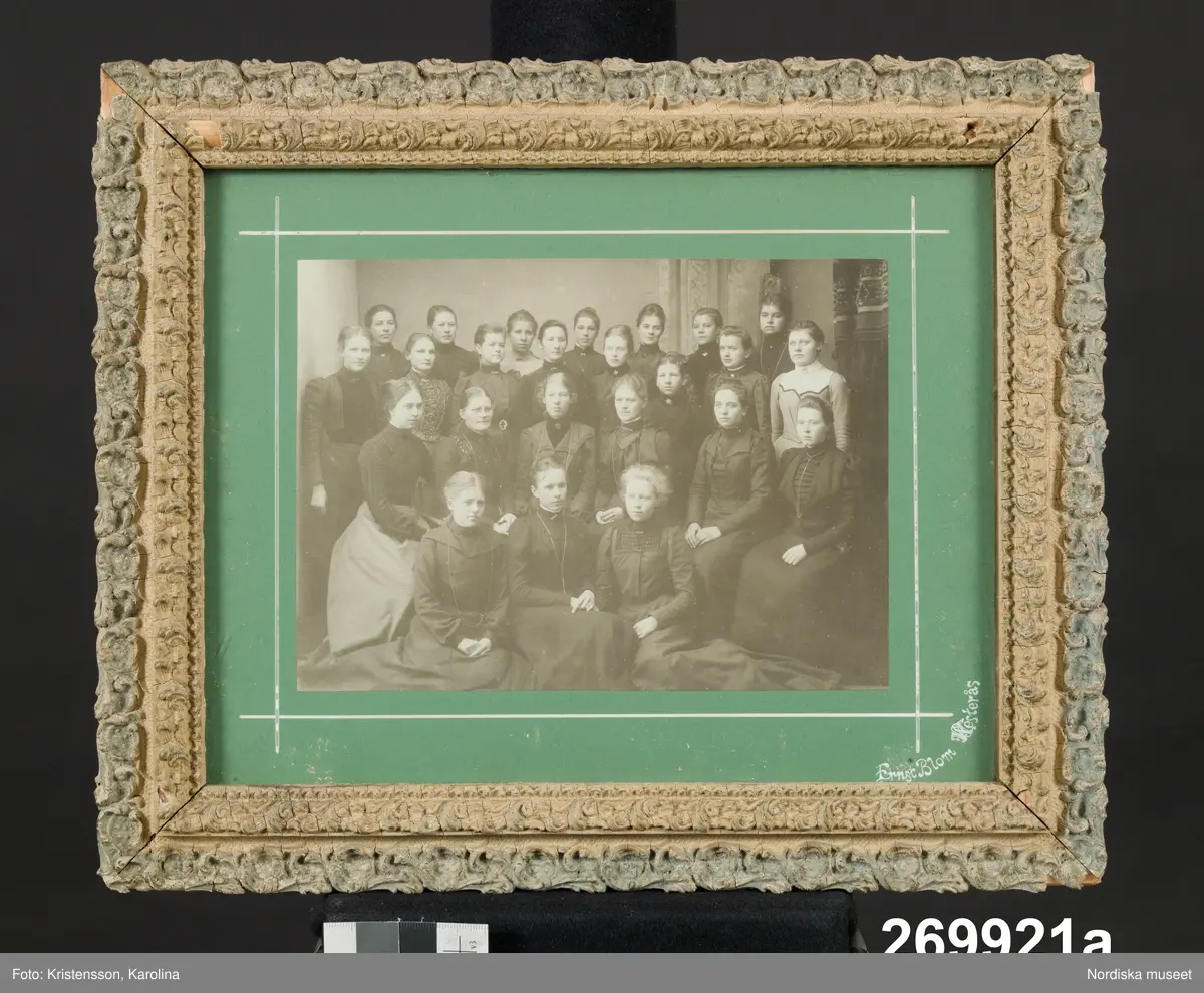 Gruppfotografi, Seminariet i Strängnäs 1901 a)
Gruppfotografi, Dunge skola, Skinnskatteberg b)