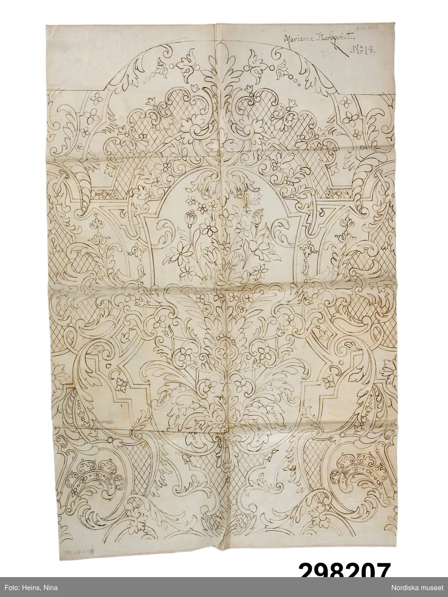 Växt, blomma, blad, bukett.
Ornament, arabesk, gallerverk.