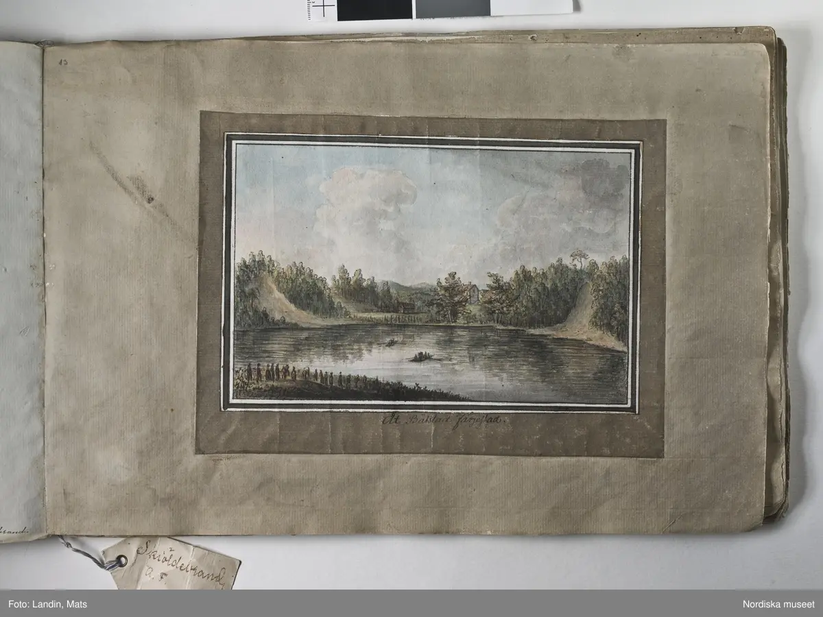 Album med titeln "Resan till Dalarna 1794". Akvareller utförda av greve Anders Fredrik Skjöldebrand (1757-1834) Falu koppargruva
