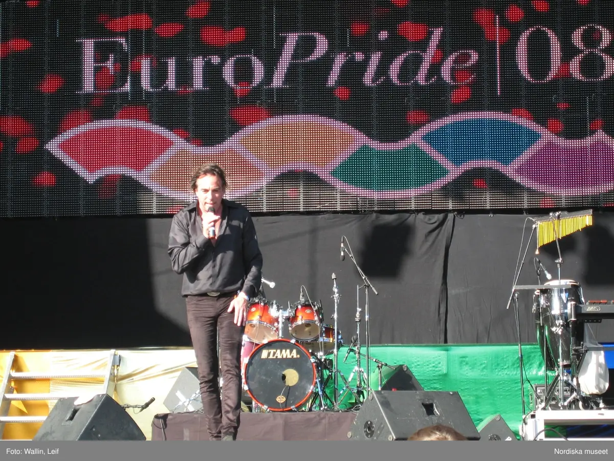 EuroPride 2008 - 25 juli till 3 augusti i Stockholm. Festival för homosexuella, bisexuella och transpersoner. Invigningen av Pride Park i Tantolunden.