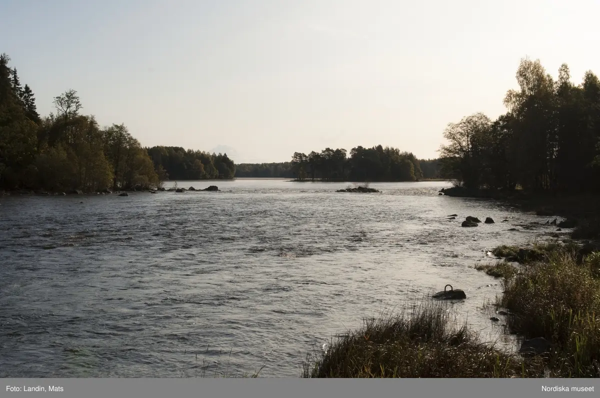 Dalälvarnas flottningsmuseum i Gysinge. Översiktsbilder samt föremål utställda utomhus.