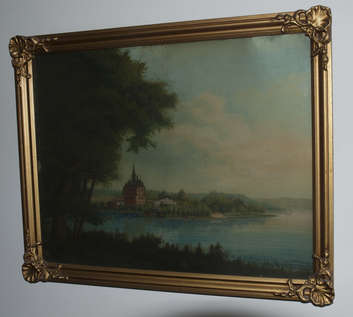 Wiks slott från sjösidan.