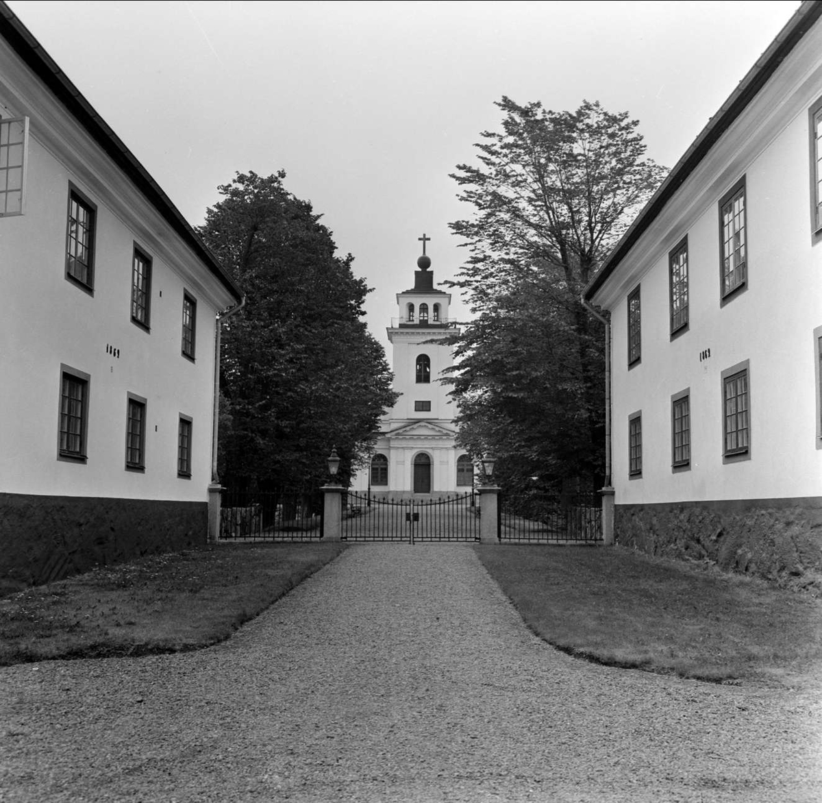 Salkyrka, Kyrka, Plantyp-Enskeppig