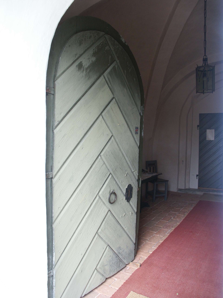Portal, Östuna kyrka, Östuna socken, Uppland 2006