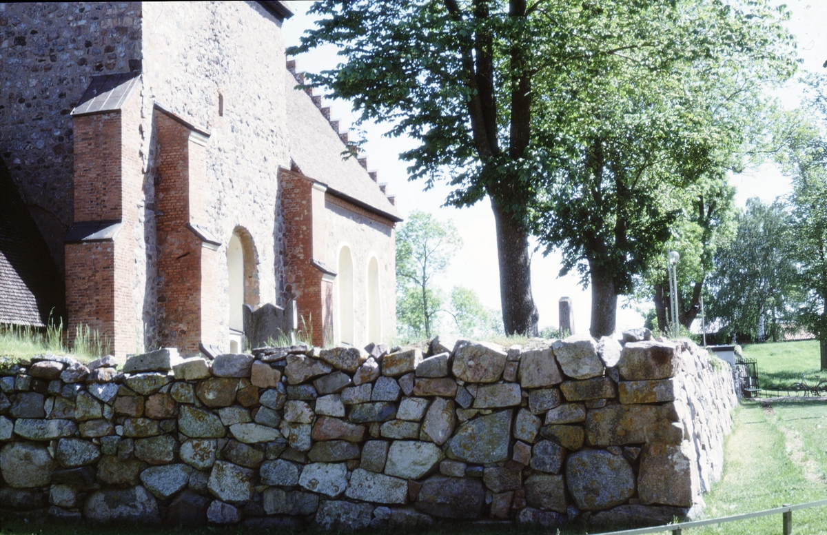 Gamla Uppsala kyrka - Arkeologi Gamla Uppsala 1973
