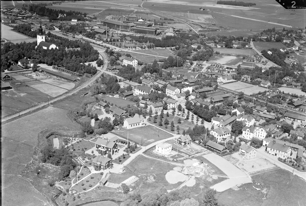 Flygfoto över Heby, Västerlövsta socken, Uppland 1936