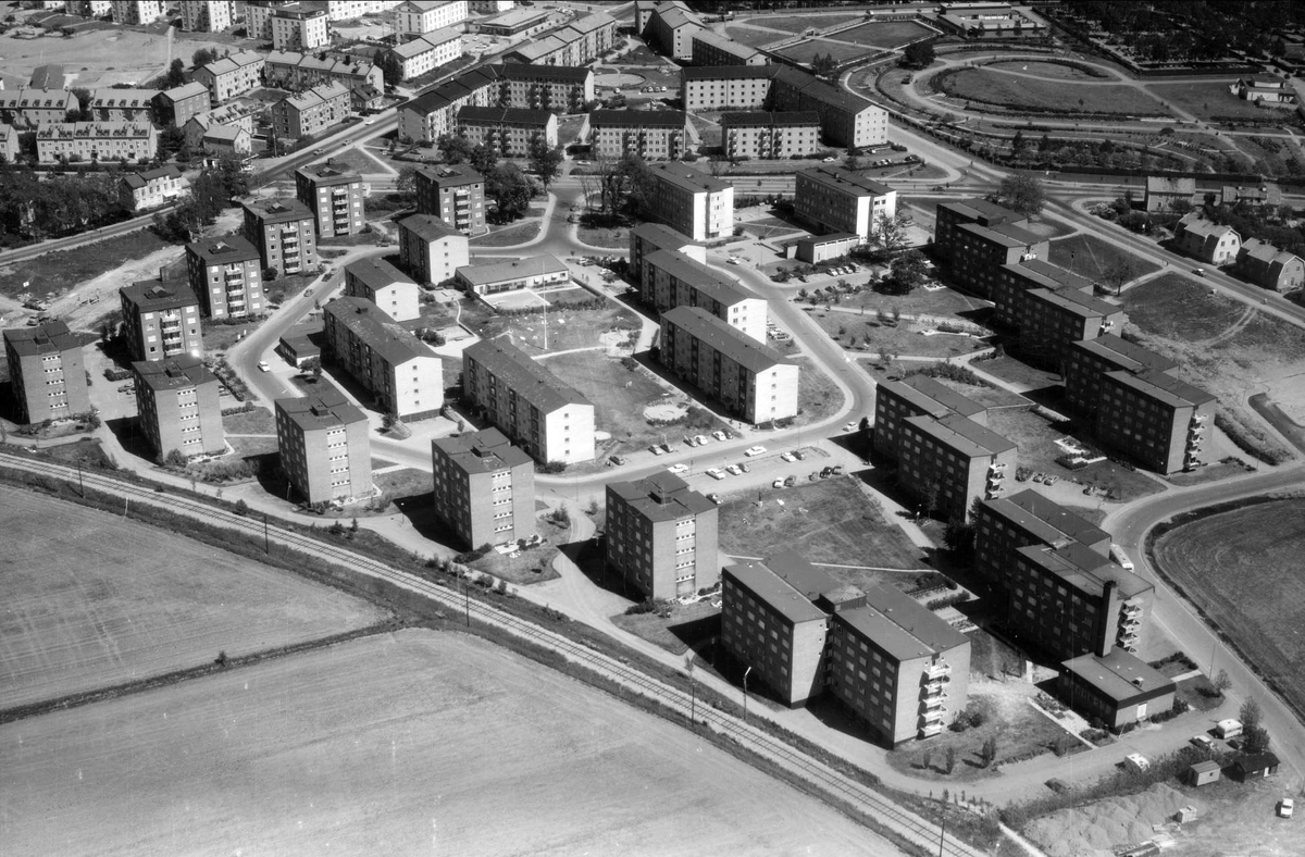 Flygfoto över Studentvägen, Kåbo, Uppsala 1966
