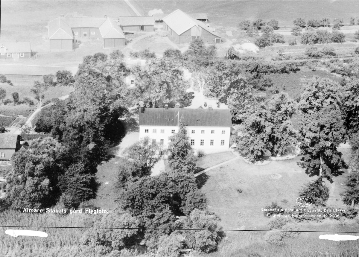 Flygfoto över Almare-Stäkets gård, Kungsängens socken, Uppland 1947