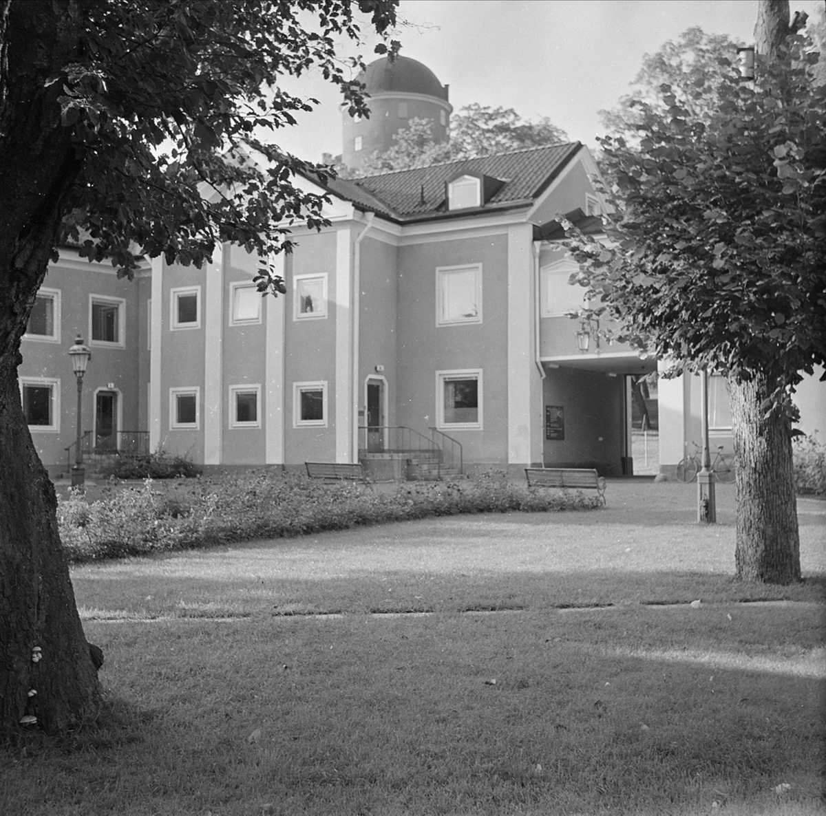 Landstingsbyggnad på Nedre Slottsgatan i kvarteret Trädgården, stadsdelen Fjärdingen, Uppsala 1959