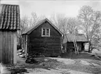 Gödstia och avträde - nu på friluftsmuseet Disagården - under nedmontering, Vissgärde, Ramsta socken, Uppland