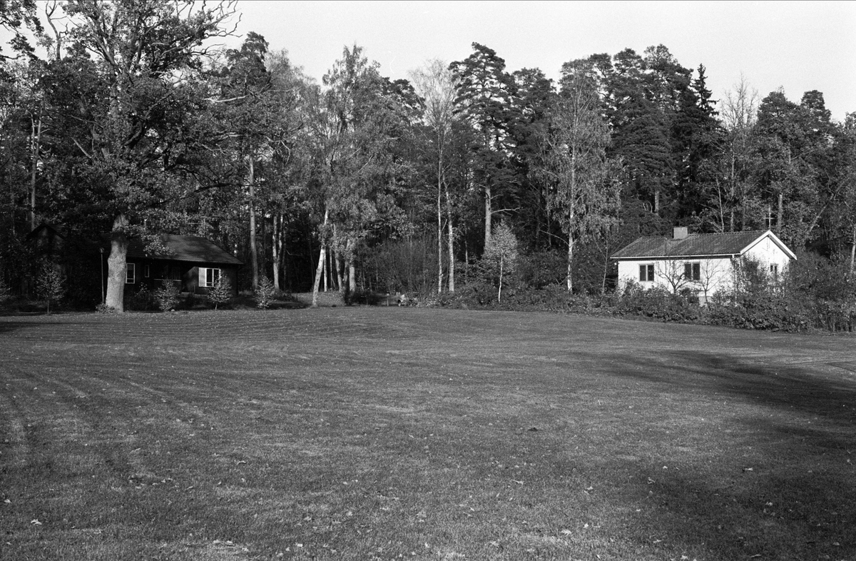 Vy över bostadshus, Viks slott, Balingsta socken, Uppland