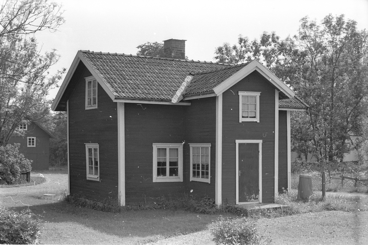 Lillstuga, Österby 5:2 och 5:3, Österby, Läby socken, Uppland 1975