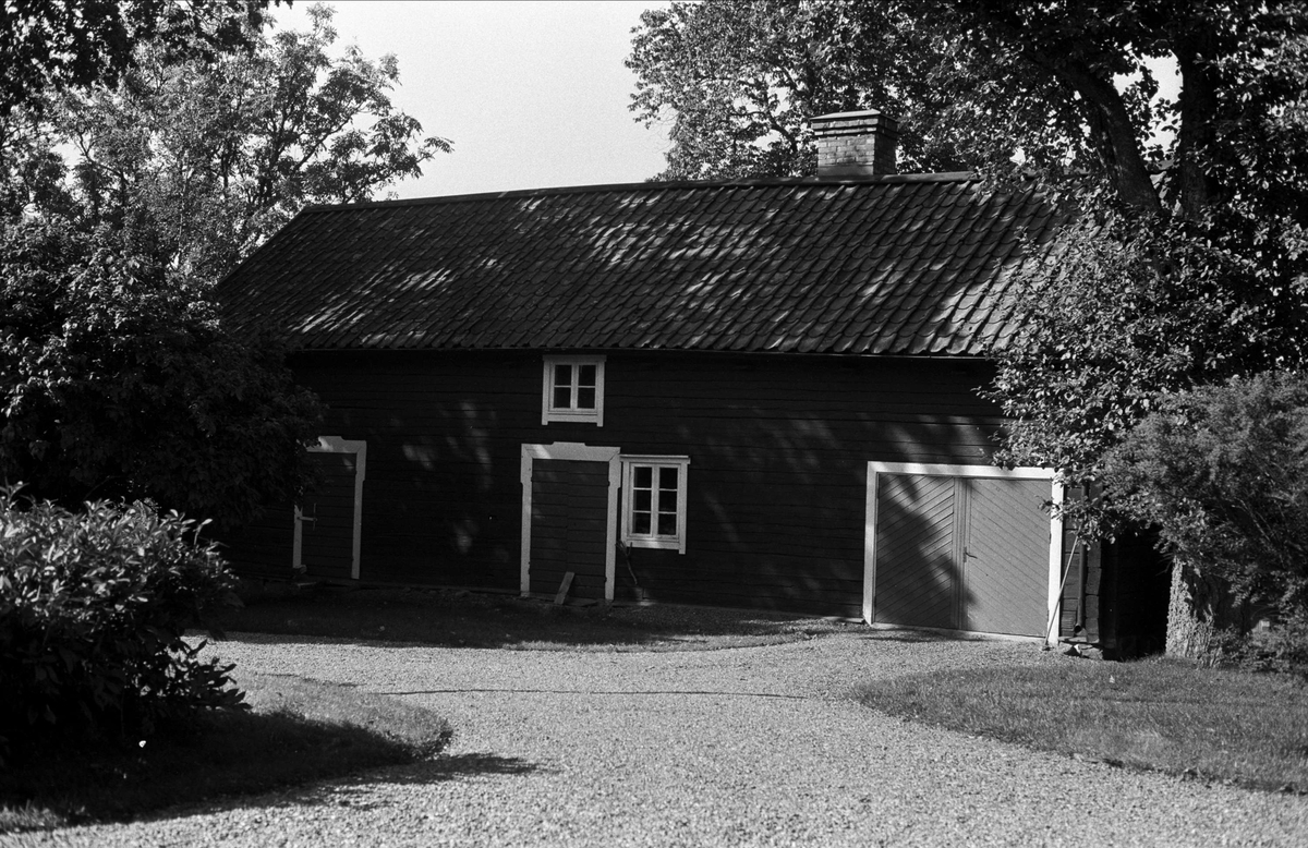 Uthuslänga, Almunge prästgård, Almunge socken, Uppland 1987