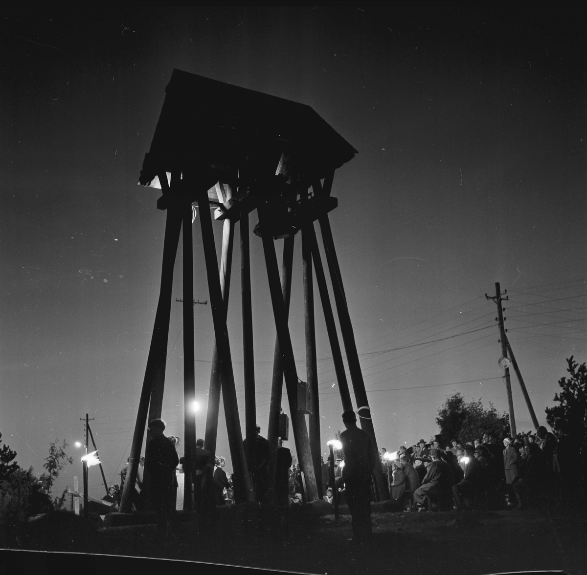 Invigning av Märsta klockstapel, Uppland september 1955