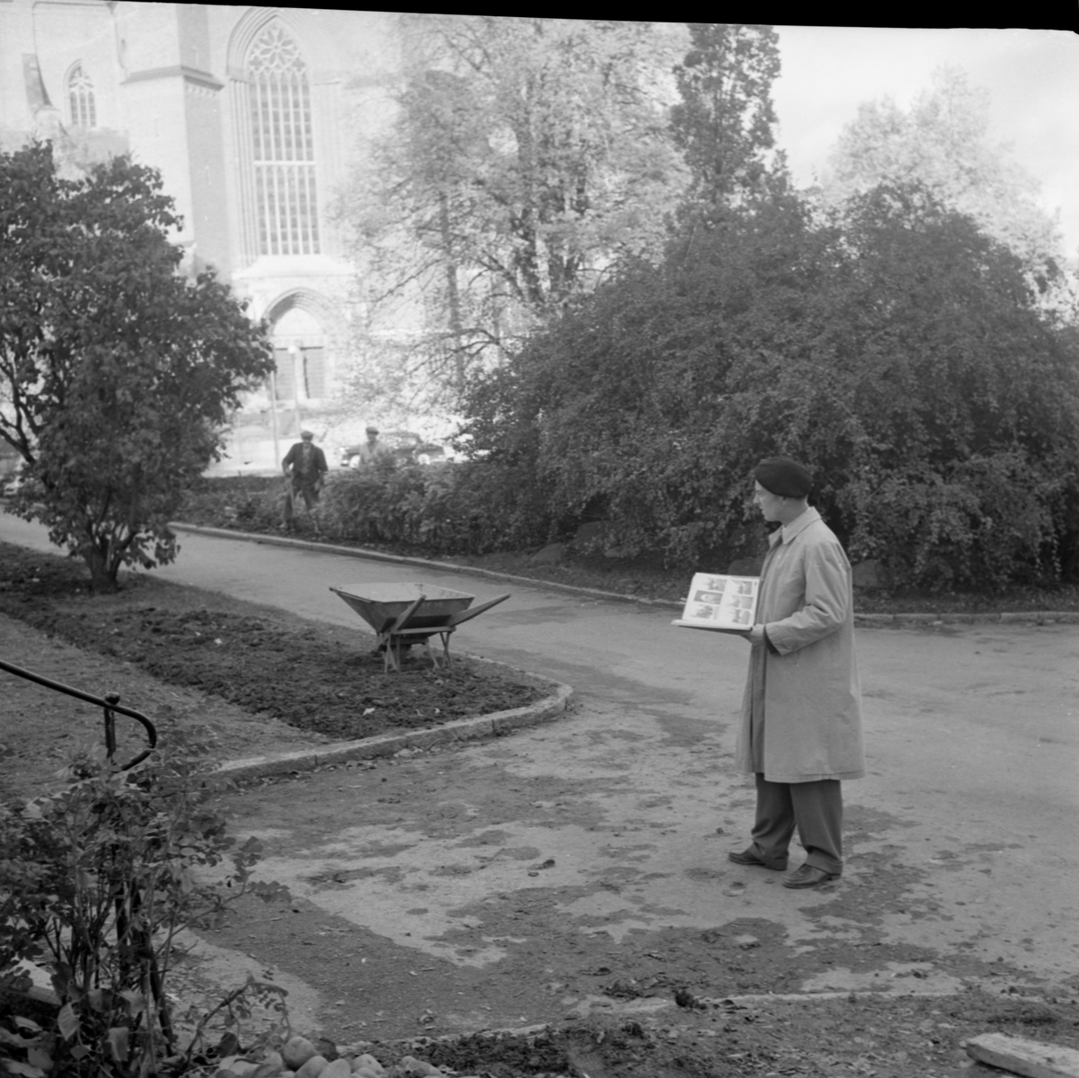 Stadsträdgårdsmästare Erik Laufors, Riddartorget, Uppsala 1958