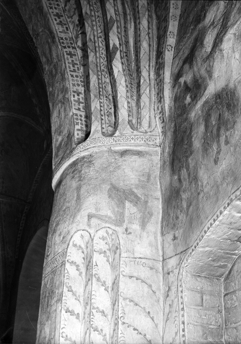 Kalkmålning i Rasbokils kyrka, Rasbokils socken, Uppland 1950