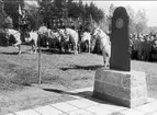 Minnessten vid Fellingsbro avtäckt 6 juni 1948.