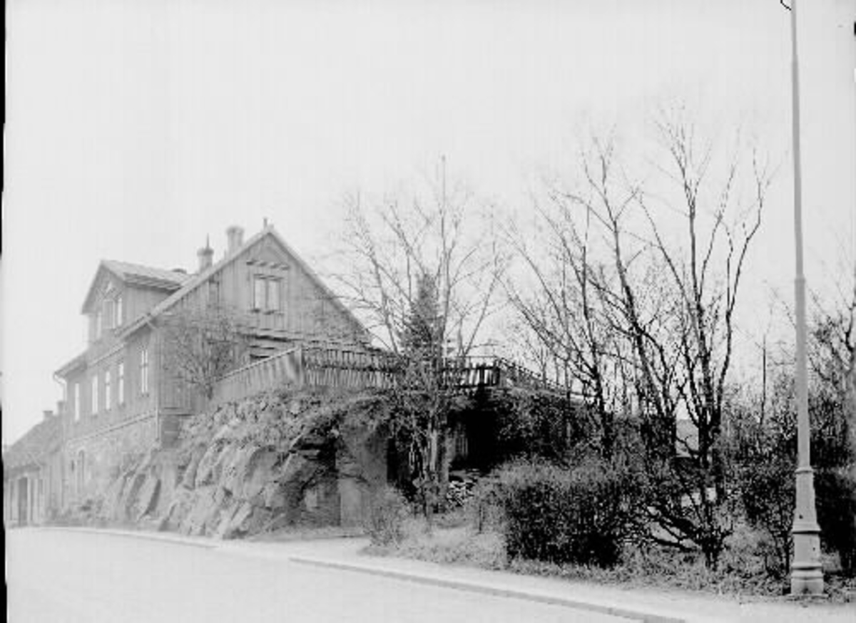 Bostadshus, flerfamiljshus/hyreshus, på Kungsgatan, Kv Berget, Varberg.