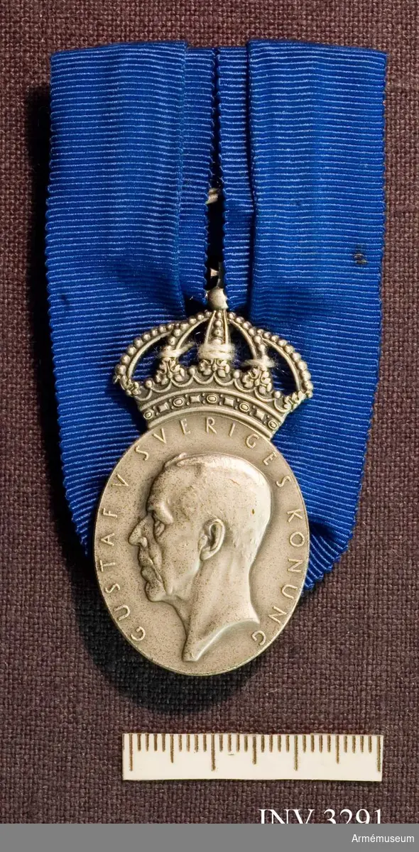 G V emblem krona