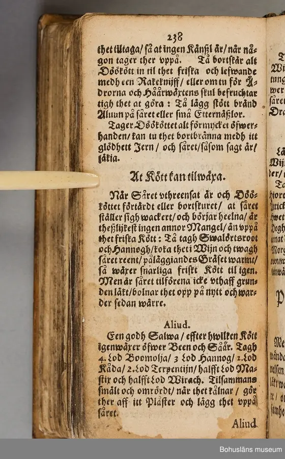 Originalupplaga tryckt i Stockholm 1647 hos Heinrich Keyser.
12:o., duodecimoformat,  (8), 258, (8) sidor. Nött helskinnsband. Oläslig namnteckning på pärmsidans insida tillsammans med täta anteckningar och årtalen 1659. Inlagan hårt skuren. Originalupplagans utvikbara plascher saknas.

Sammanbunden med Mårten Behms ( även Martin Böhme) (1559-1636) bok "Een ny och ganska nyttigh Läkiarebook om Häste Läkedomar" som är den andra på svenska tryckta boken om hästvård- och skötsel, utgiven 1648 i Stockholm hos samma tryckare. Behms bok ligger först i inbindningen.