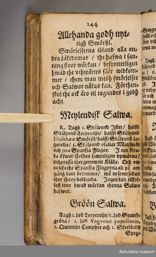 Originalupplaga tryckt i Stockholm 1647 hos Heinrich Keyser.
12:o., duodecimoformat,  (8), 258, (8) sidor. Nött helskinnsband. Oläslig namnteckning på pärmsidans insida tillsammans med täta anteckningar och årtalen 1659. Inlagan hårt skuren. Originalupplagans utvikbara plascher saknas.

Sammanbunden med Mårten Behms ( även Martin Böhme) (1559-1636) bok "Een ny och ganska nyttigh Läkiarebook om Häste Läkedomar" som är den andra på svenska tryckta boken om hästvård- och skötsel, utgiven 1648 i Stockholm hos samma tryckare. Behms bok ligger först i inbindningen.