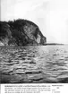 Sverigebilder. Svenska turistföreningen.
Bohuslän 4. Foto: S. Sahlberg.
Smörkullen vid Gullmarsfjorden.
Gullmarsfjorden, som mellan branta klippor sträcker sig tre mil in i landet, påminner närmast om de norska fjordarna. Den har stort djup och hyser en ovanligt rik och intressant djurvärld.