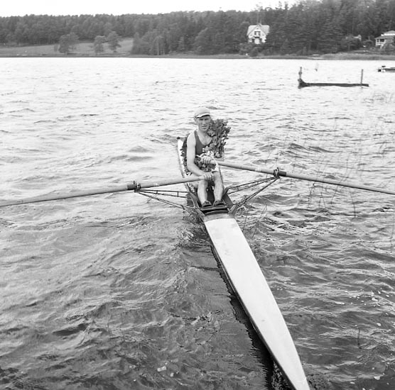 Enligt notering: "Roddtävlingen Landskamp (Finland - Sverige) juni 1955".