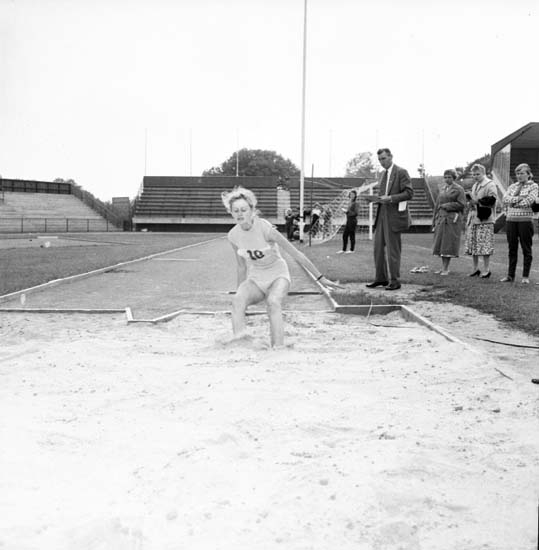 Enligt notering: "Idrott DM d 15/6 -58".