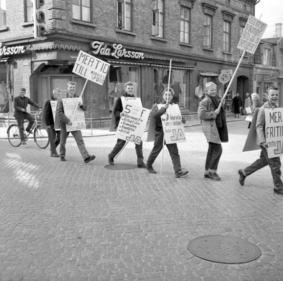 Enligt notering: "Ja Demonstration Läroverket 23/4 -59".