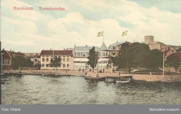Tryckt text på kortet: "Marstrand. Turisthotellet." 
