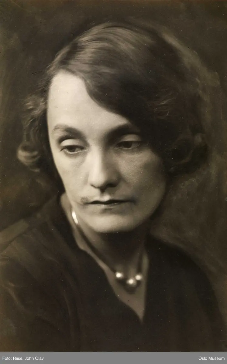 portrett, kvinne, pianist, brystbilde