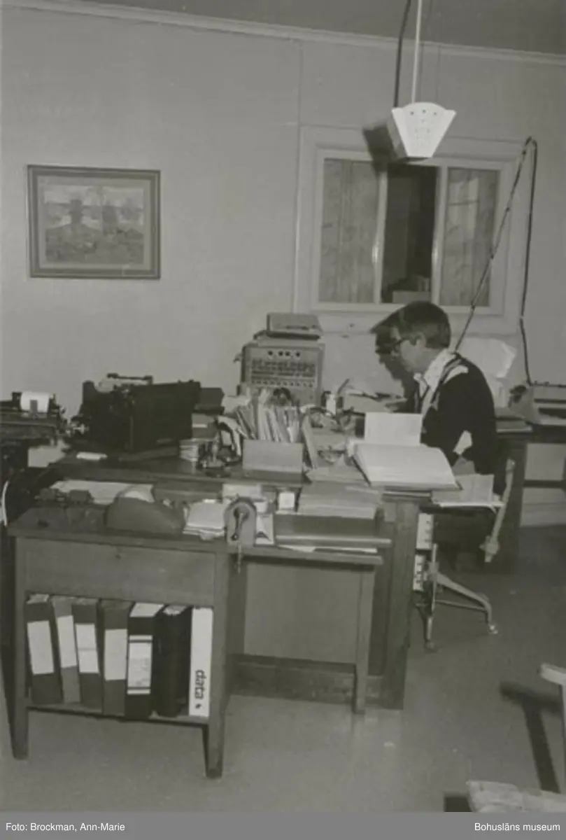 Noteringar som medföljde bilden: "AB Elis Luckeys konservfabrik, Lysekil. 1979.
Foto: Ann-Marie Brockman. 1979." 

Tidigare nr: UMFA54170: