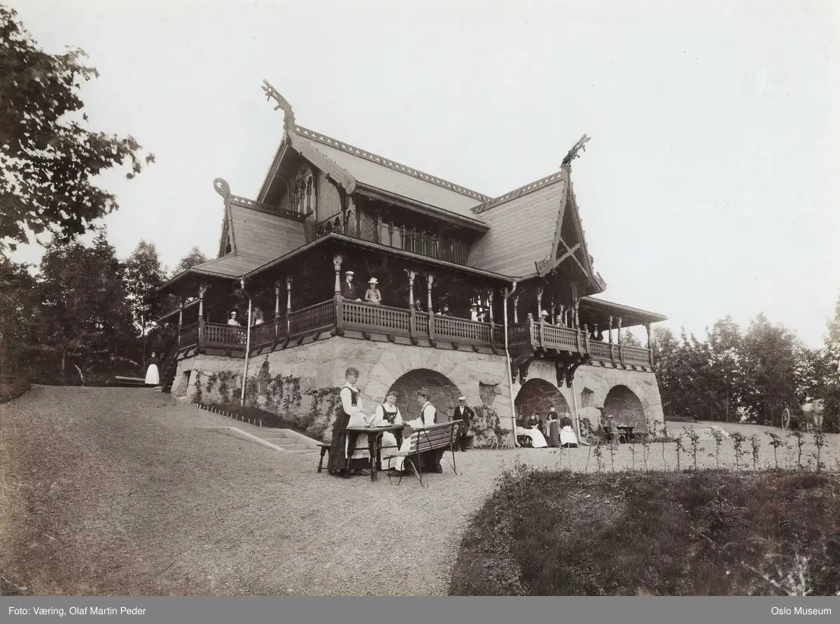 St. Hanshaugen restaurant, dragestil, menn, kvinner
