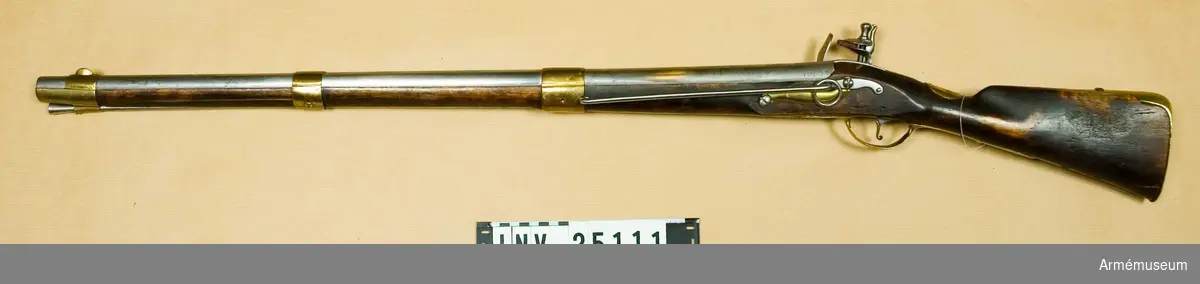 Karbin med flintlås.