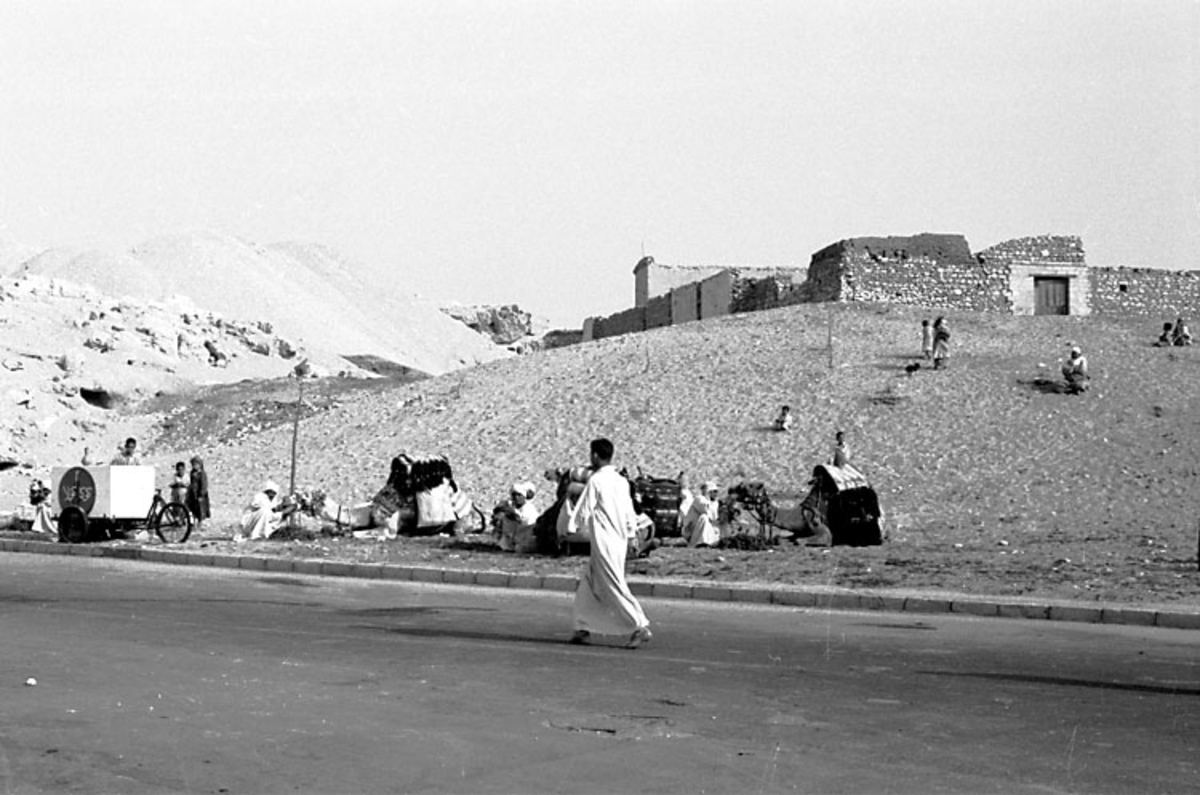 Afrikaresa, Port Said, Kairo.
Samtidigt förvärv: Böcker och arkivmaterial.
35 bilder i serie.