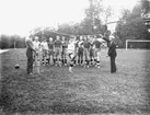 Fotbollsträning på en fotbollsplan i Munkedal