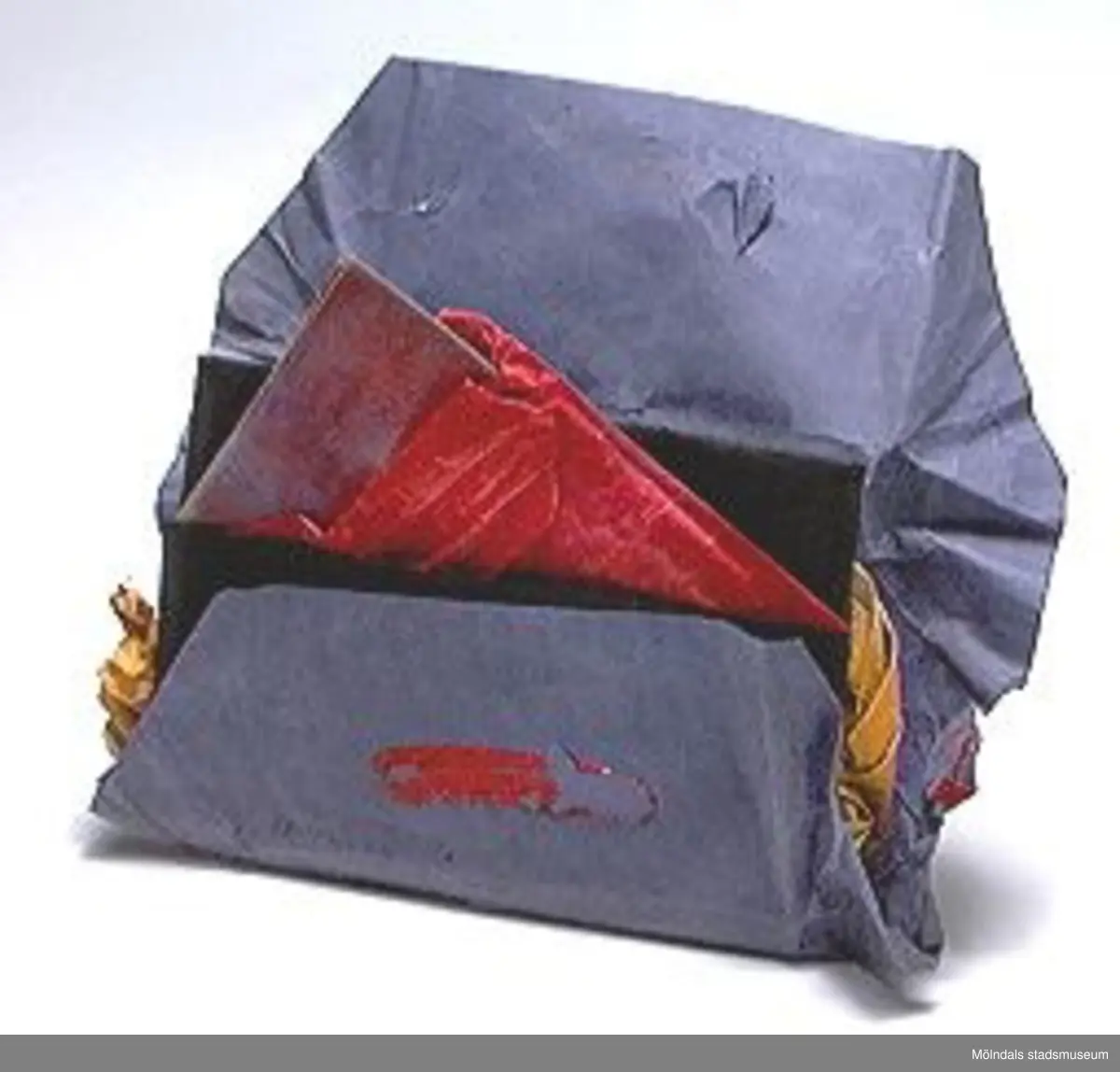 5 st. emballage av olika format och färg, för fotopapper och vykort, tyska och danska. 1909-1917.